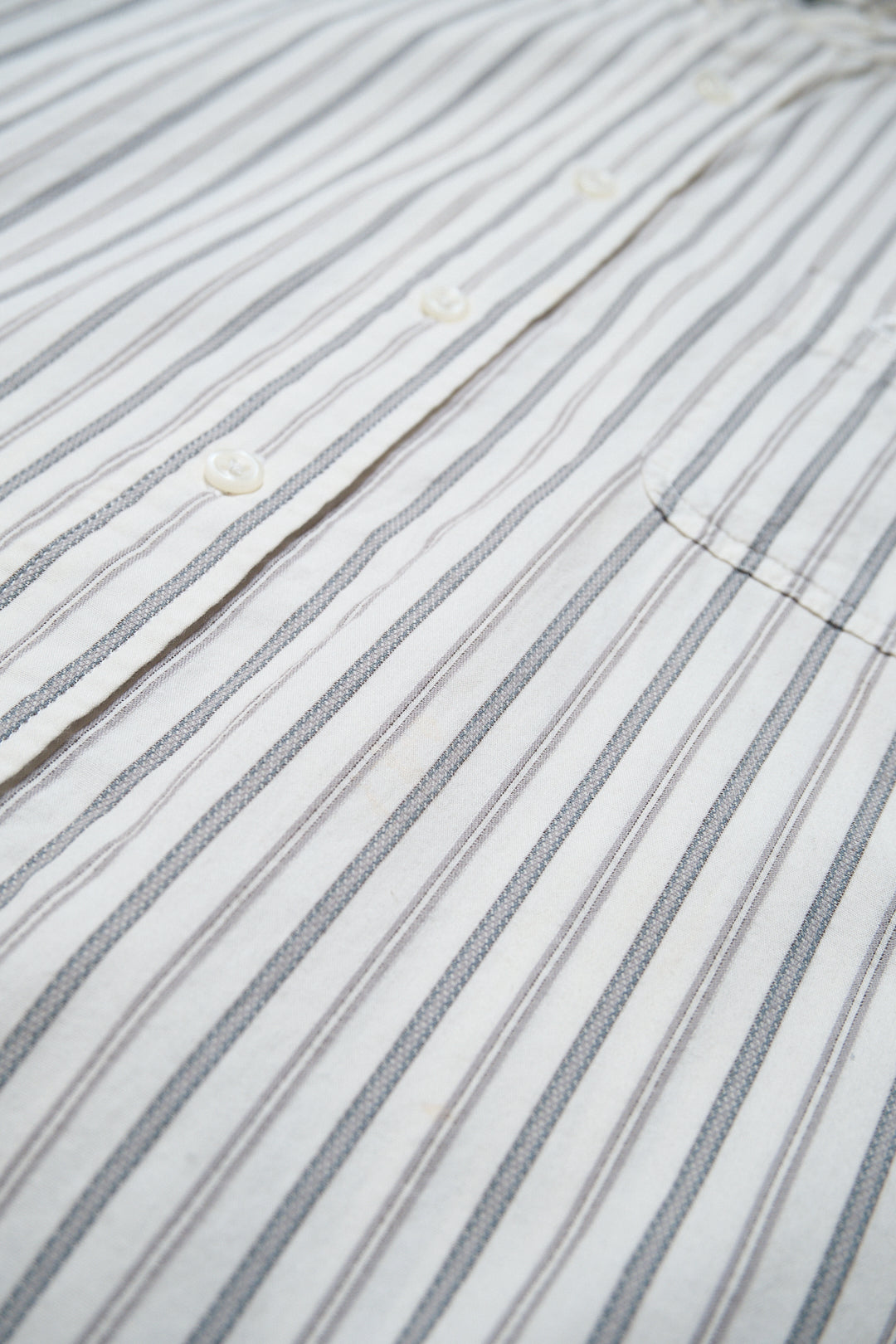 White Grey Stripe Cotton Band Collar Shirt — Peter Scott (China, c.1990s–2000s)