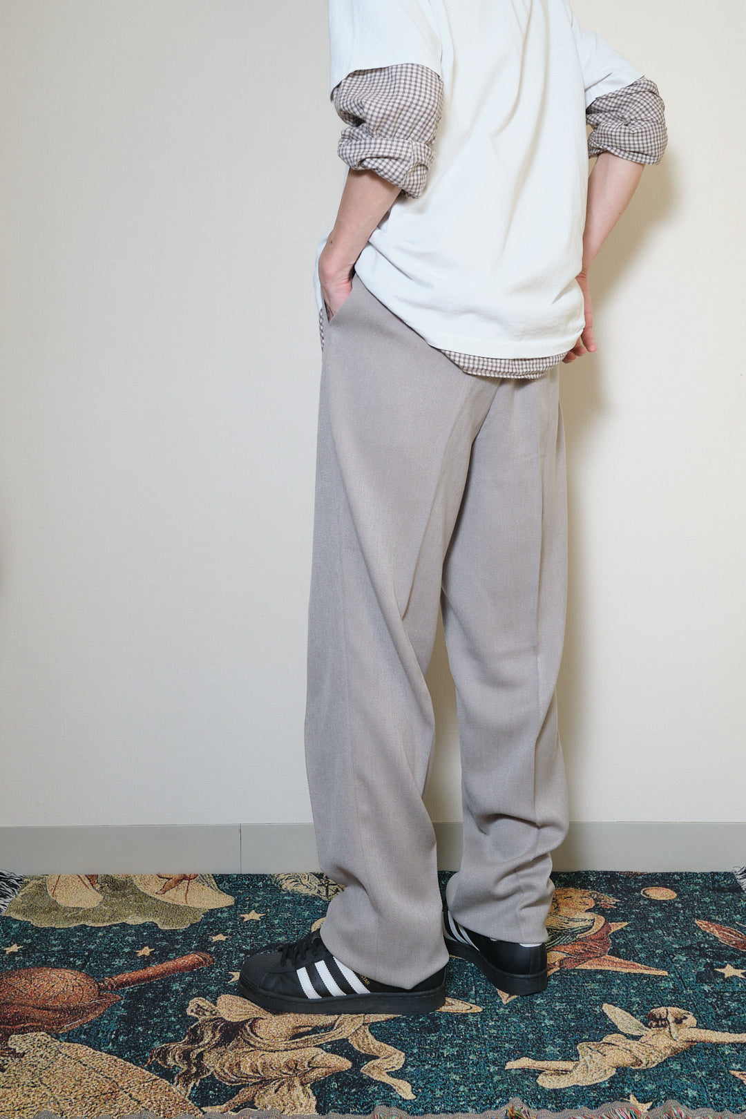 Greige Polyester Slacks W33 L35 (Mizuno / c.1990s–2000s)