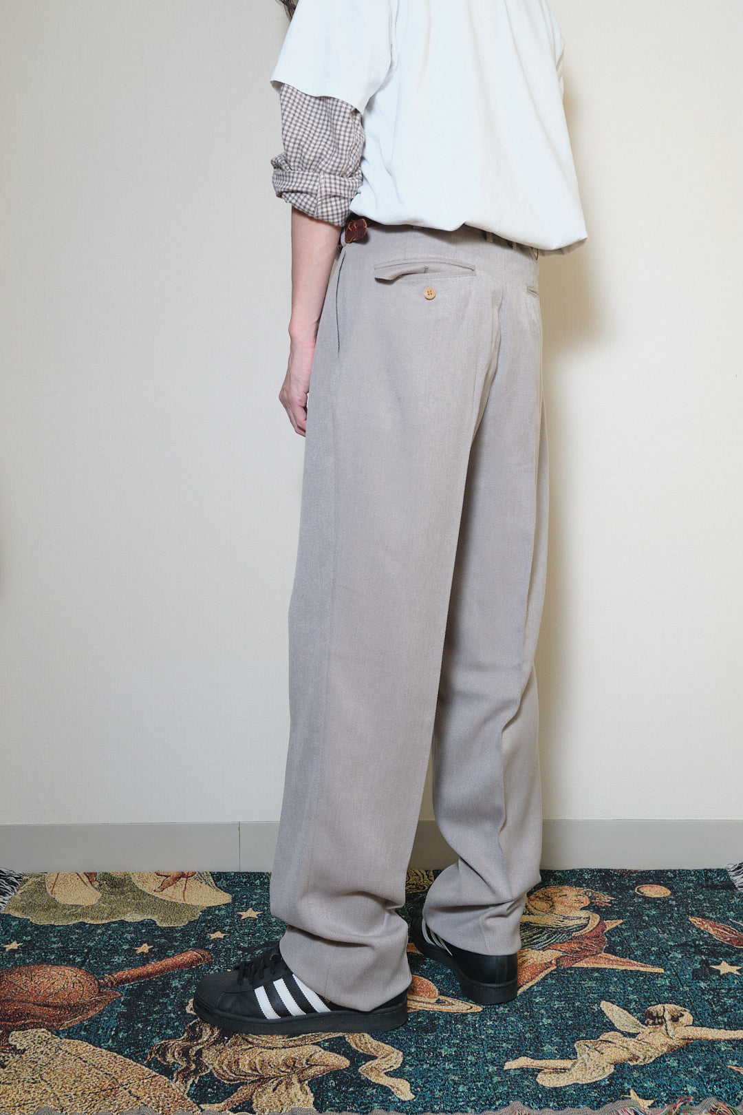 Greige Polyester Slacks W33 L35 (Mizuno / c.1990s–2000s)