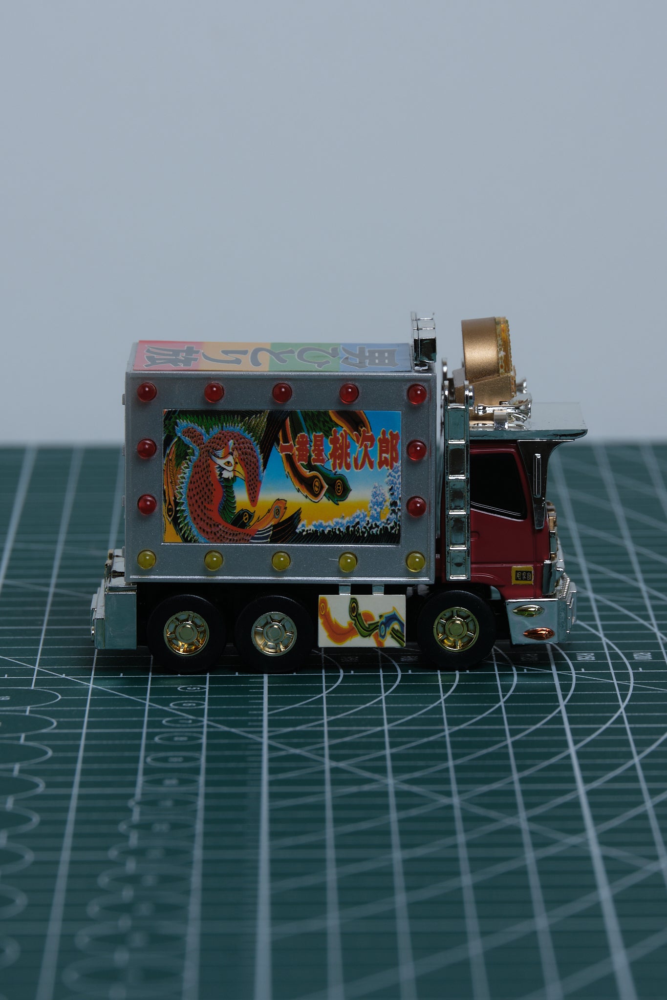 トラック野郎 故郷特急便 | POPY 2005 Motorized Light-Up