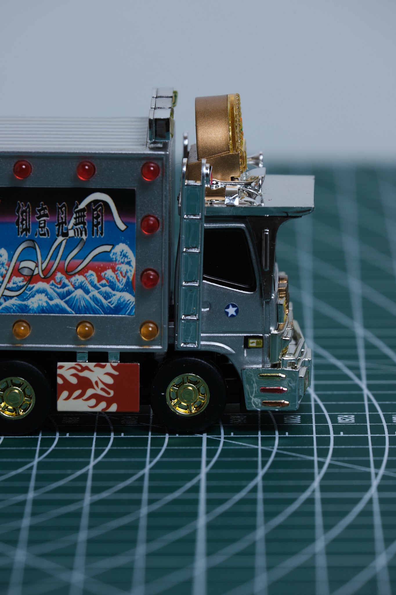 トラック野郎 爆走一番星 | POPY 2005 Motorized Light-Up