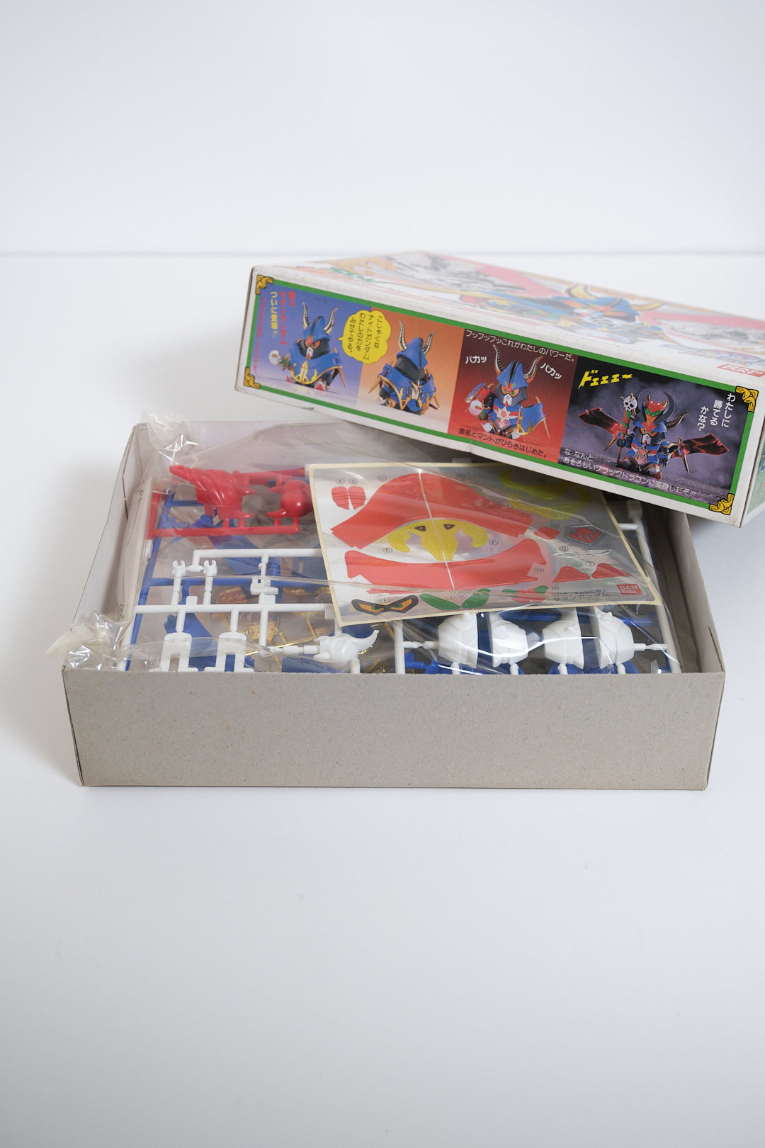 SD Gundam BB Senshi No.48 “Satan Gundam” Plastic Model Kit (Bandai / 1990)