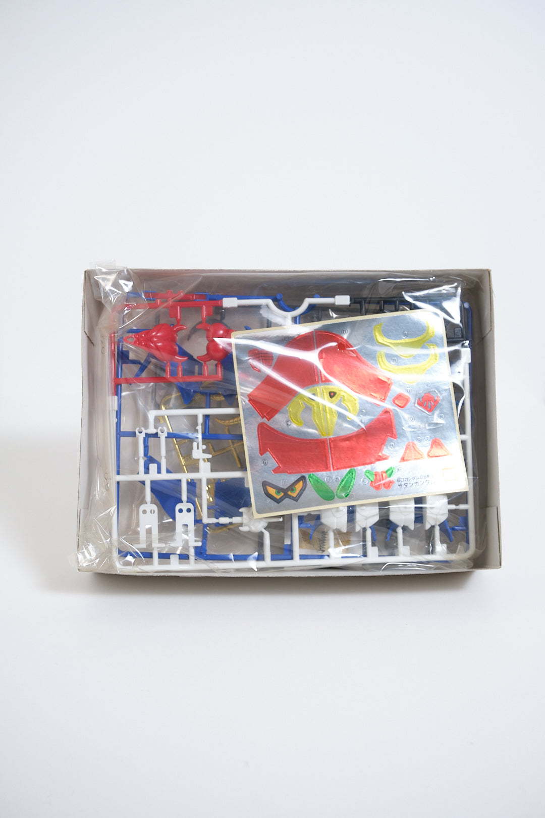 SD Gundam BB Senshi No.48 “Satan Gundam” Plastic Model Kit (Bandai / 1990)