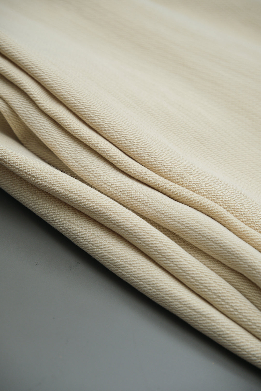 Beige Tencel Slacks W30 L31 (UNTITLED / Japan, c.1990s)