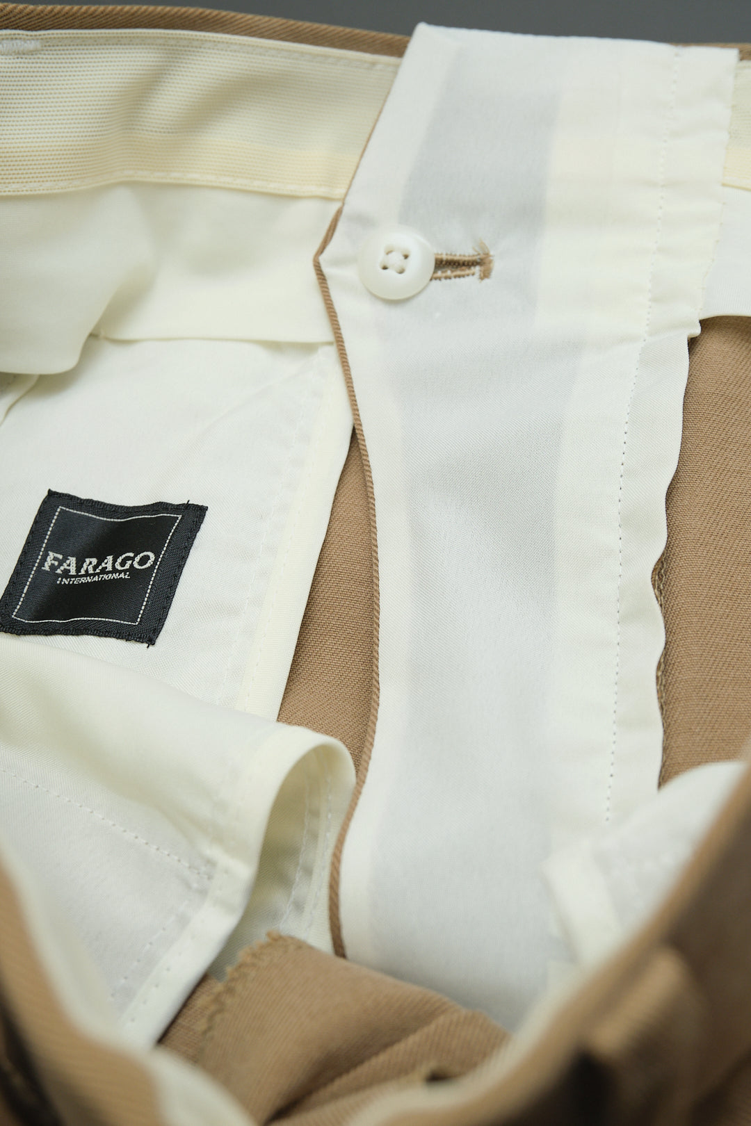 Brown Khaki Slacks W31 L29 (Made in China, c.1990s–2000s)