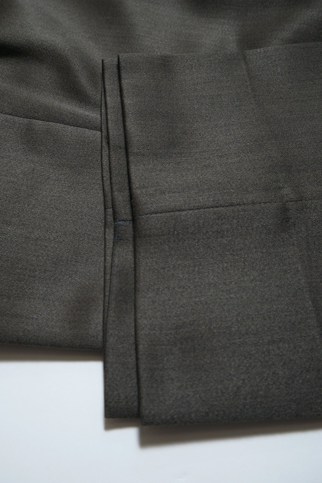 Dark Olive Wool-Blend Slacks W30 L28 / Cuffed (WARSHIP / Japan, c.1980s–1990s)