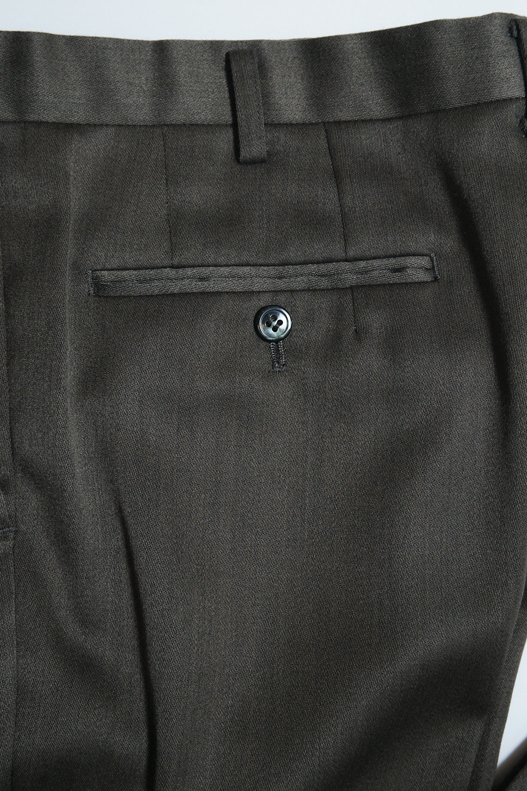 Dark Olive Wool-Blend Slacks W30 L28 / Cuffed (WARSHIP / Japan, c.1980s–1990s)