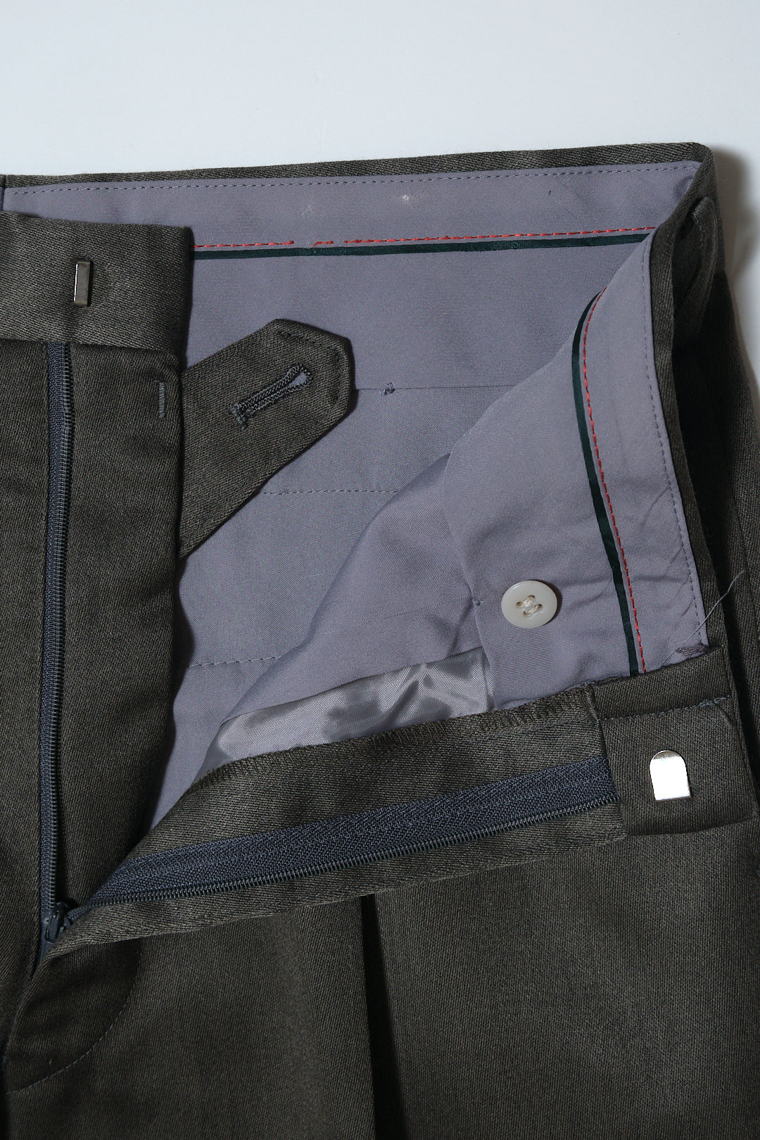 Dark Olive Wool-Blend Slacks W30 L28 / Cuffed (WARSHIP / Japan, c.1980s–1990s)
